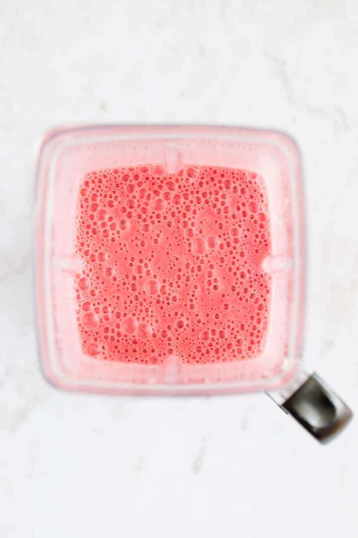 erdbeer smoothie rezept schritt 3