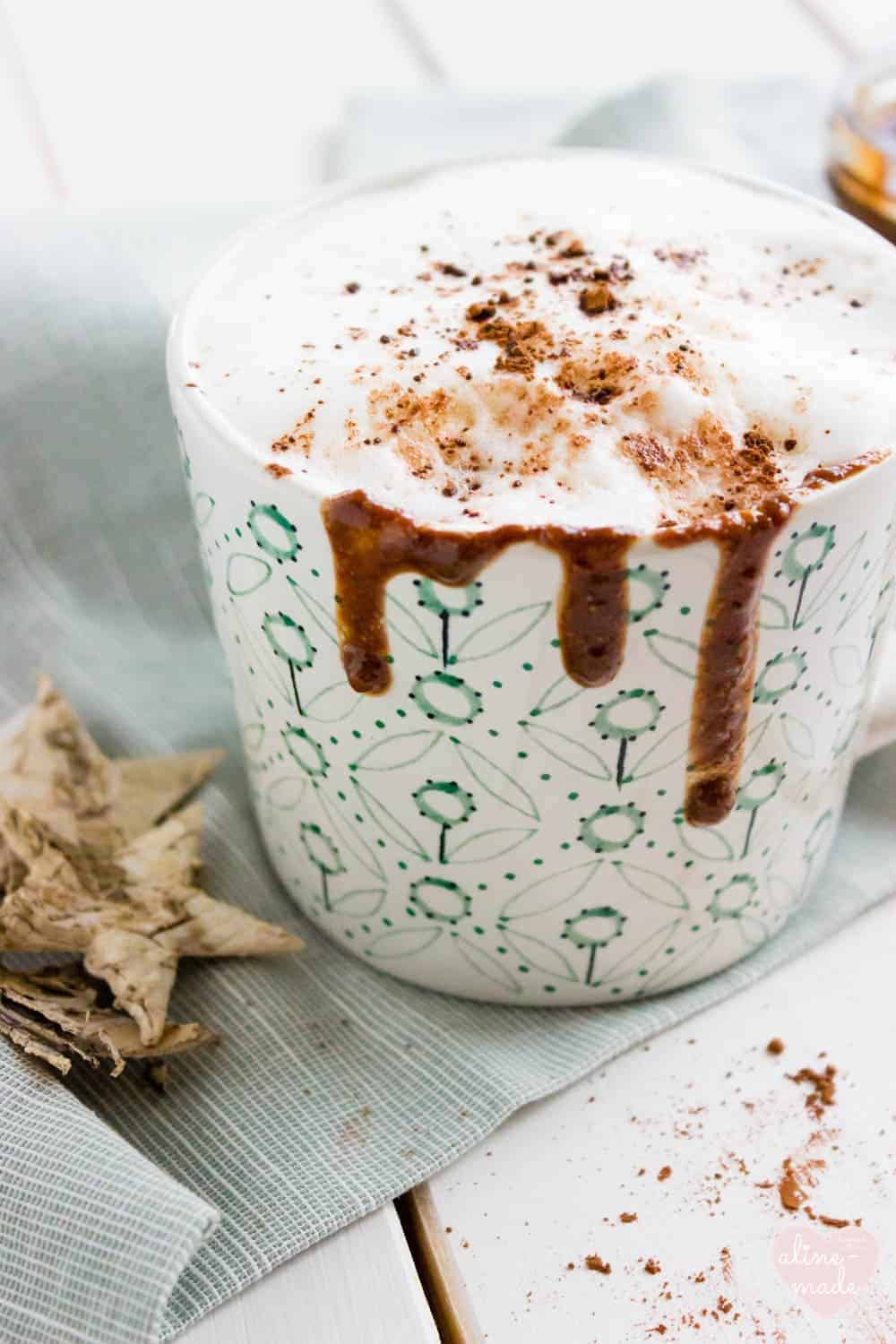 Nutella Cappuccino - Topped with milk foam and cacao powder