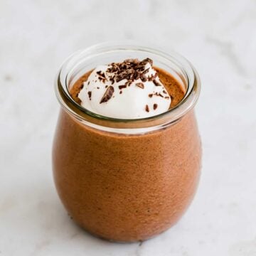 vegan chocolate mousse in a weck jar