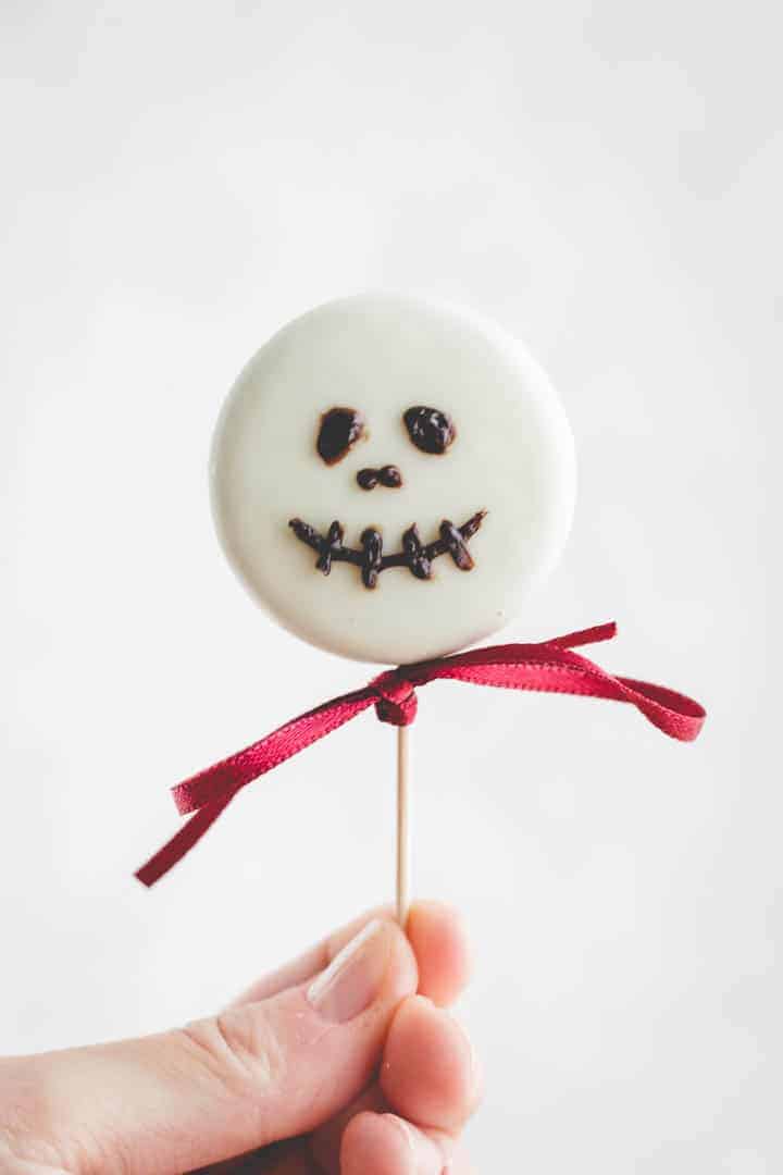 how to make halloween oreo pops