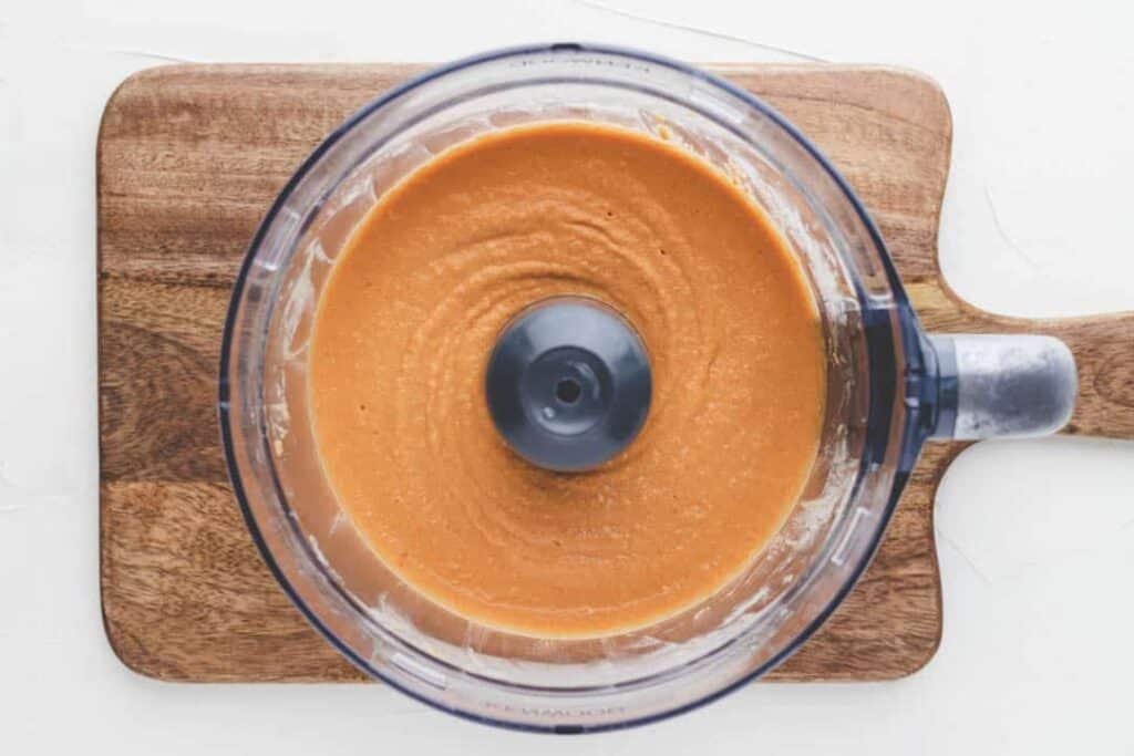 roasted red pepper hummus recipe in a food processor