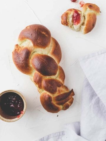 Vegan Zopf Bread - Swiss Braided Bread-1