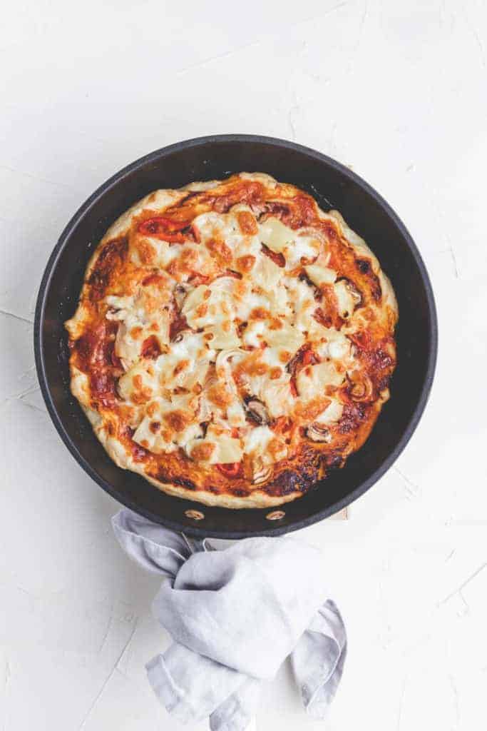 homemade pan pizza