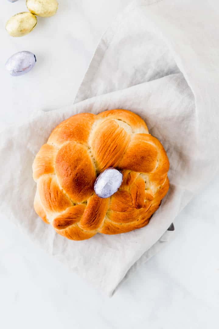 Veganer Osterkranz Backen