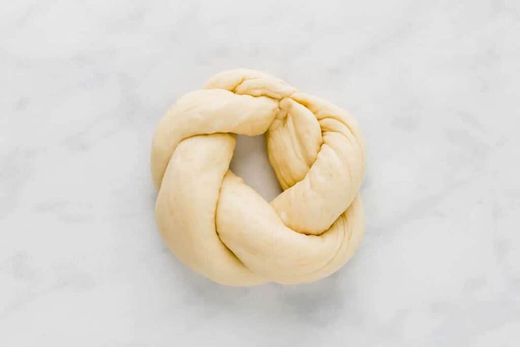 how to make easter bread with two ropes step 3