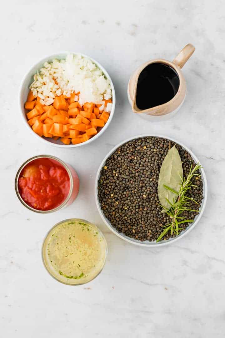zutaten für vegane bolognese mit linsen