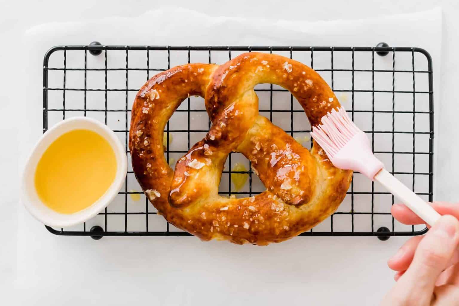 Vegan Soft Pretzels (Copycat Auntie Anne's!) Aline Made