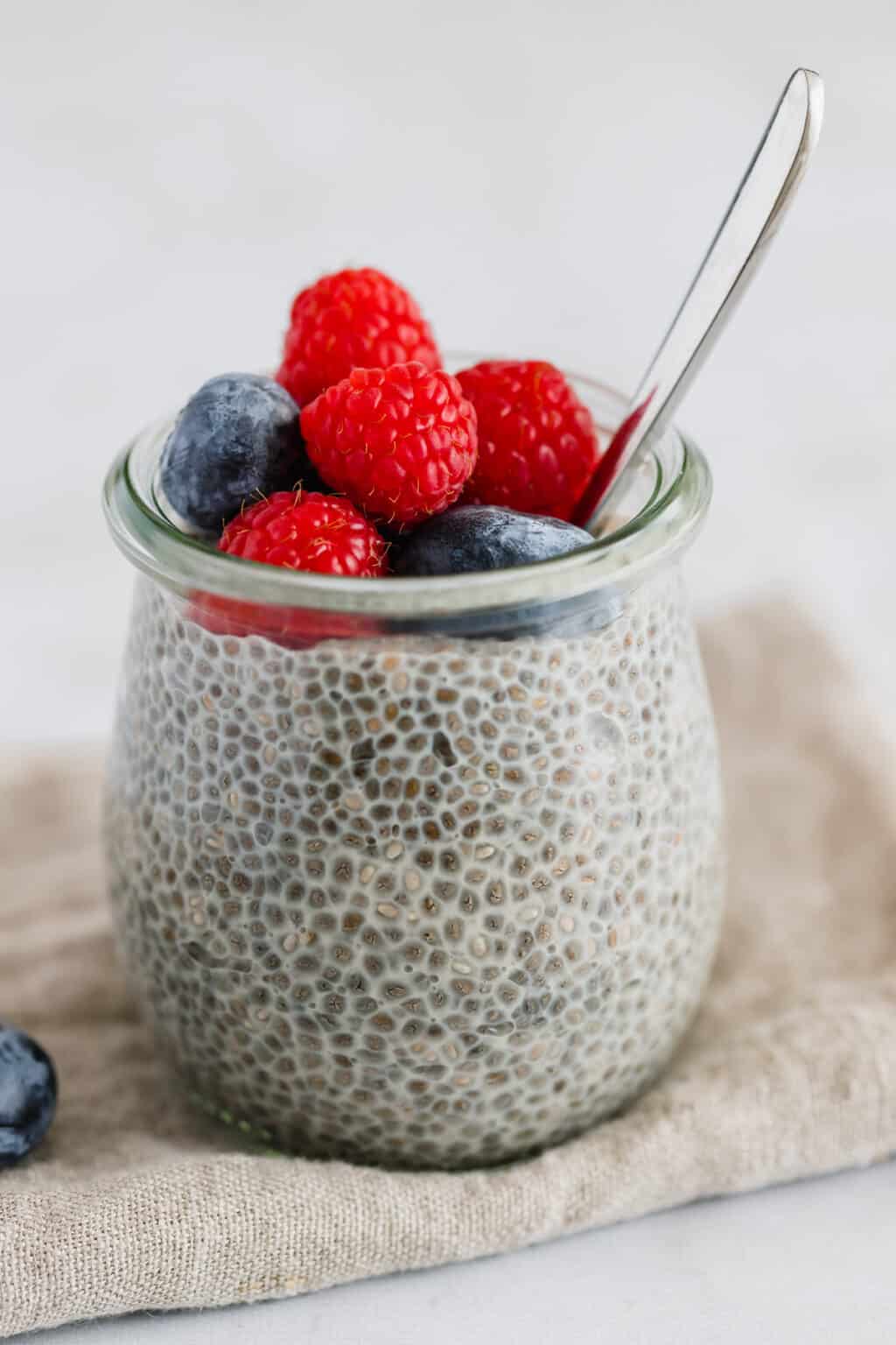 Chia Pudding Recipe - Vegan &amp; Healthy Breakfast | Aline Made