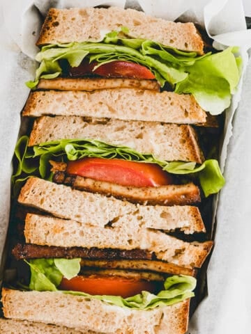 blt sandwiches in einer box