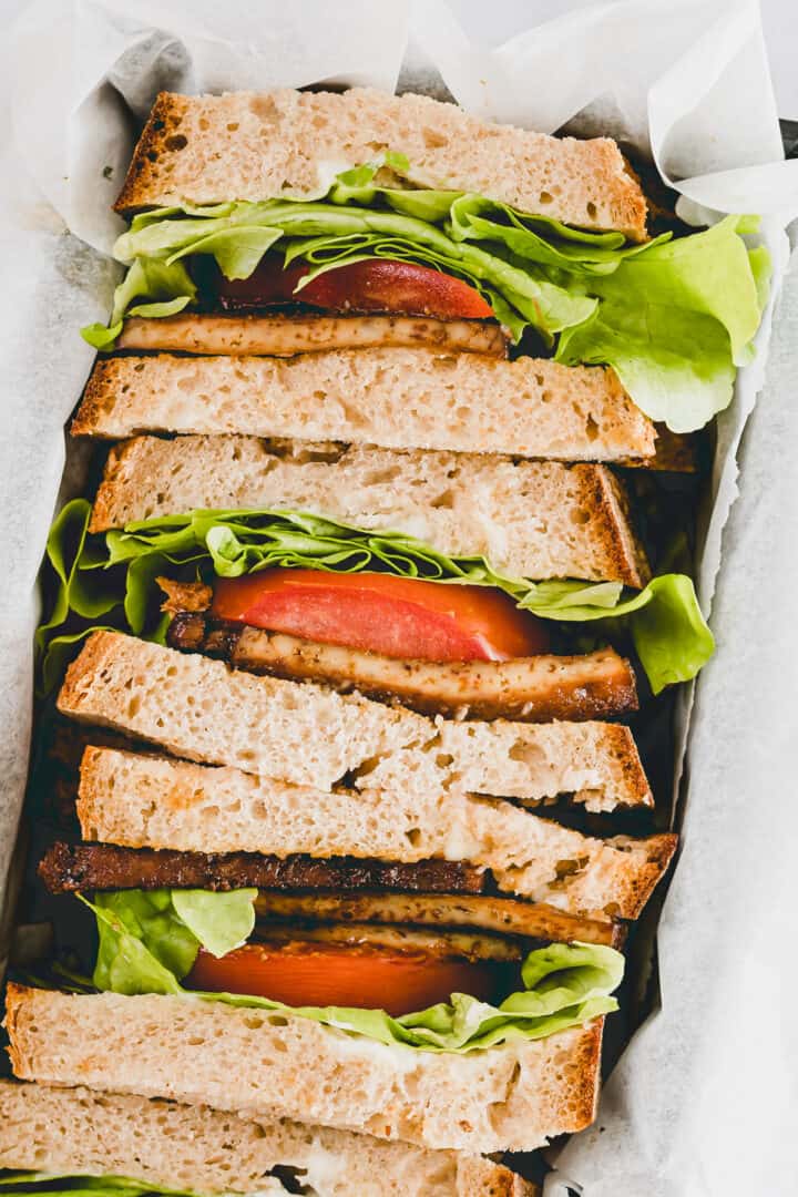 vegan tofu sandwiches with lettuce and tomato