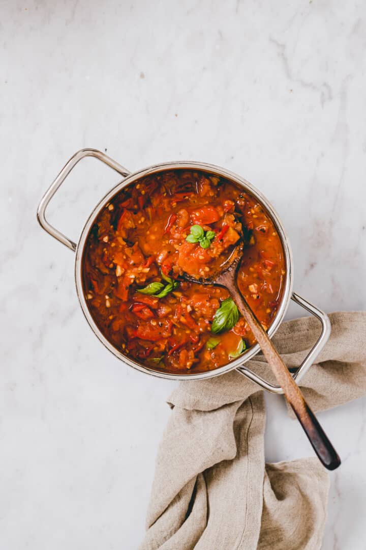 spaghetti sauce with fresh tomatoes in a pot