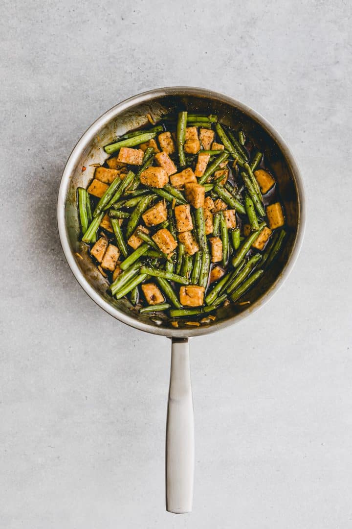 Asiatisch gebratener Tofu mit grünen Bohnen Rezept Schritt-8