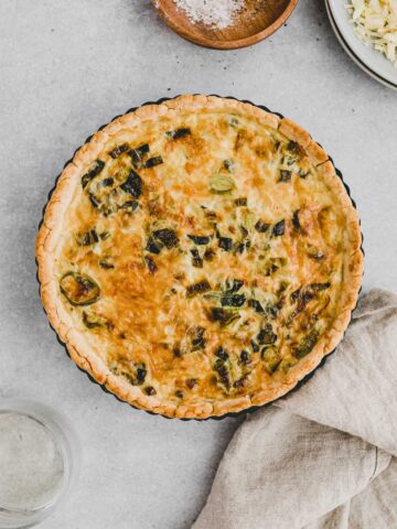 leek quiche with cheese