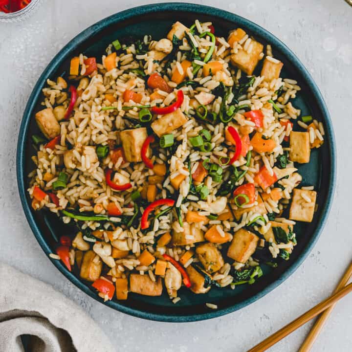 Gebratener Reis mit Gemüse und Tofu (Vegan - ohne Ei) | Aline Made