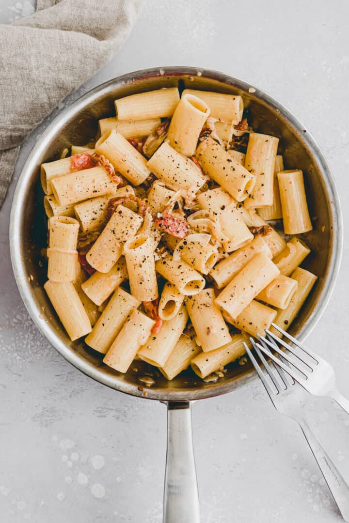 close up shot of sun dried tomato pasta