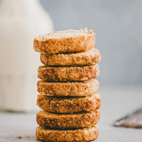 chai kekse aufeinander gestapelt