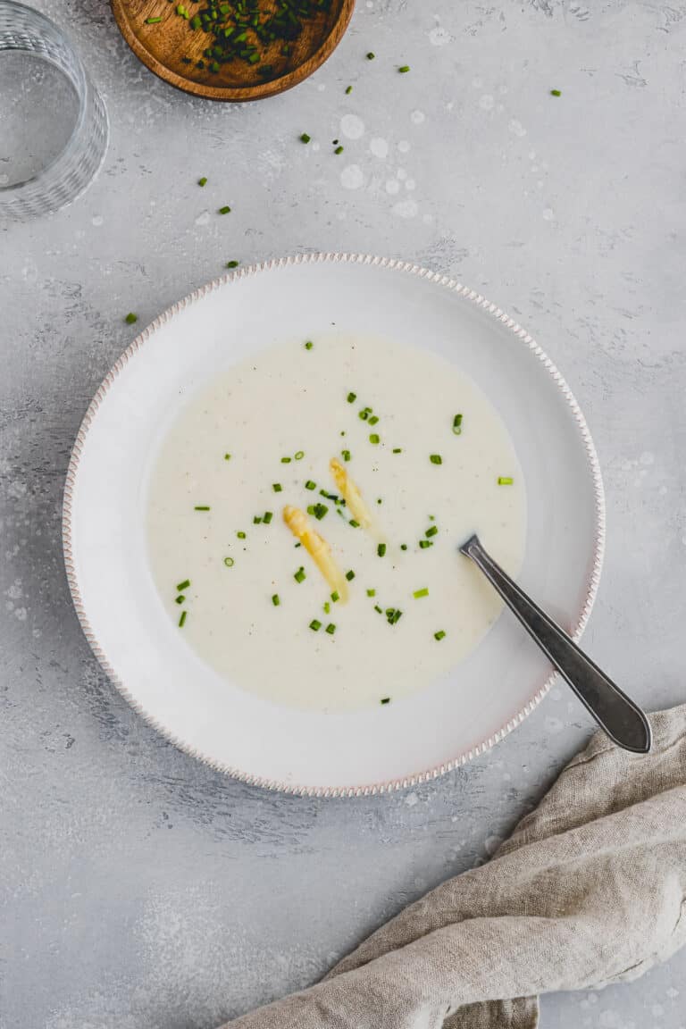 Vegane Spargelcremesuppe