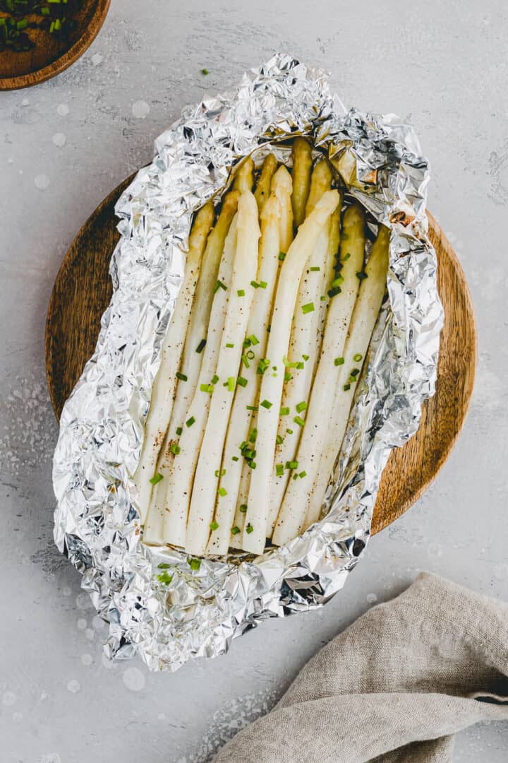 Spargel in Alufolie im Backofen | Aline Made