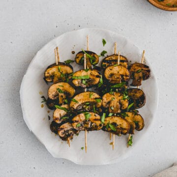 champignons grillen auf spiessen