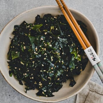 wakame salat mit sesam