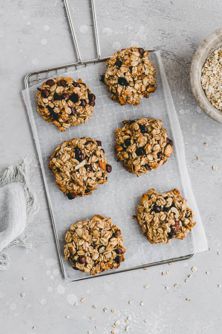 Healthy Banana Oatmeal Chocolate Chip Cookies