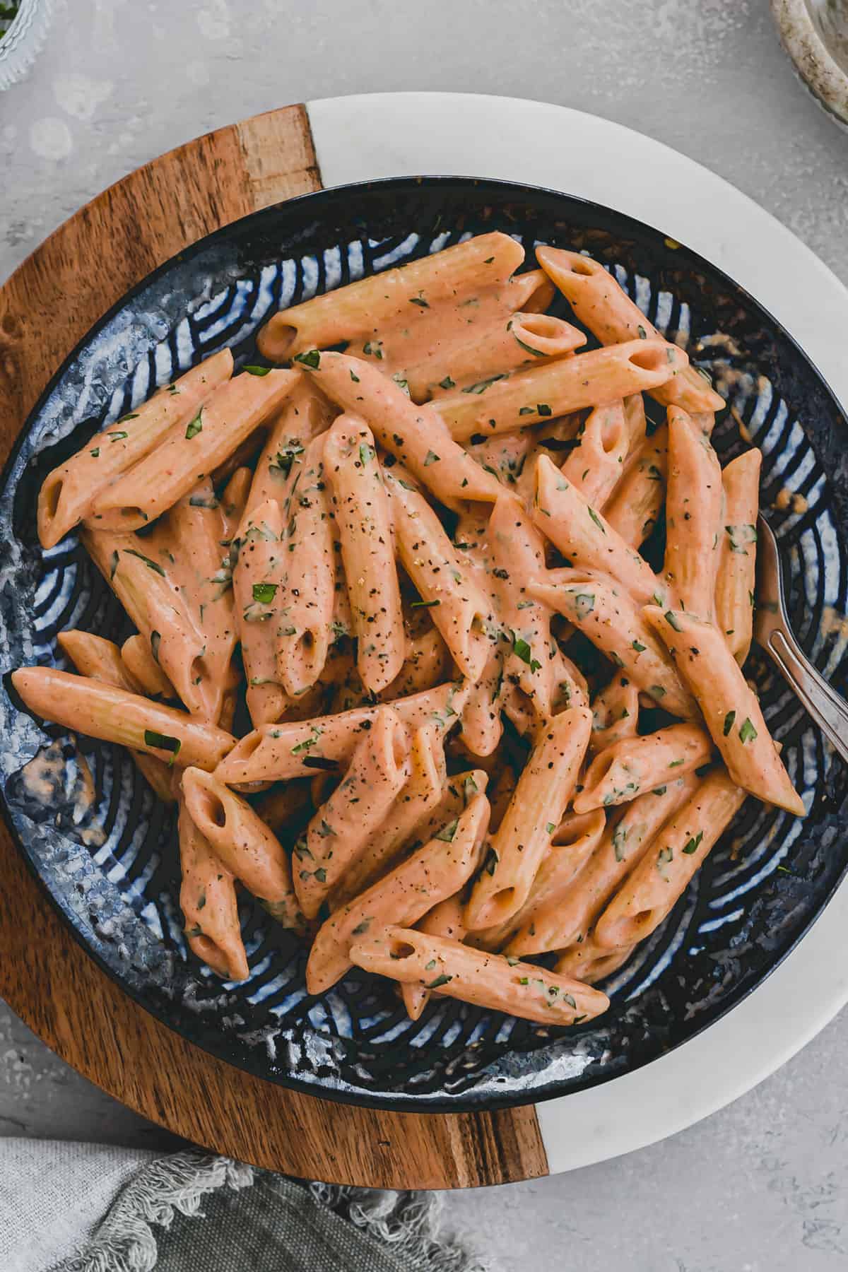 nahaufnahme von pasta mit cinque pi sauce