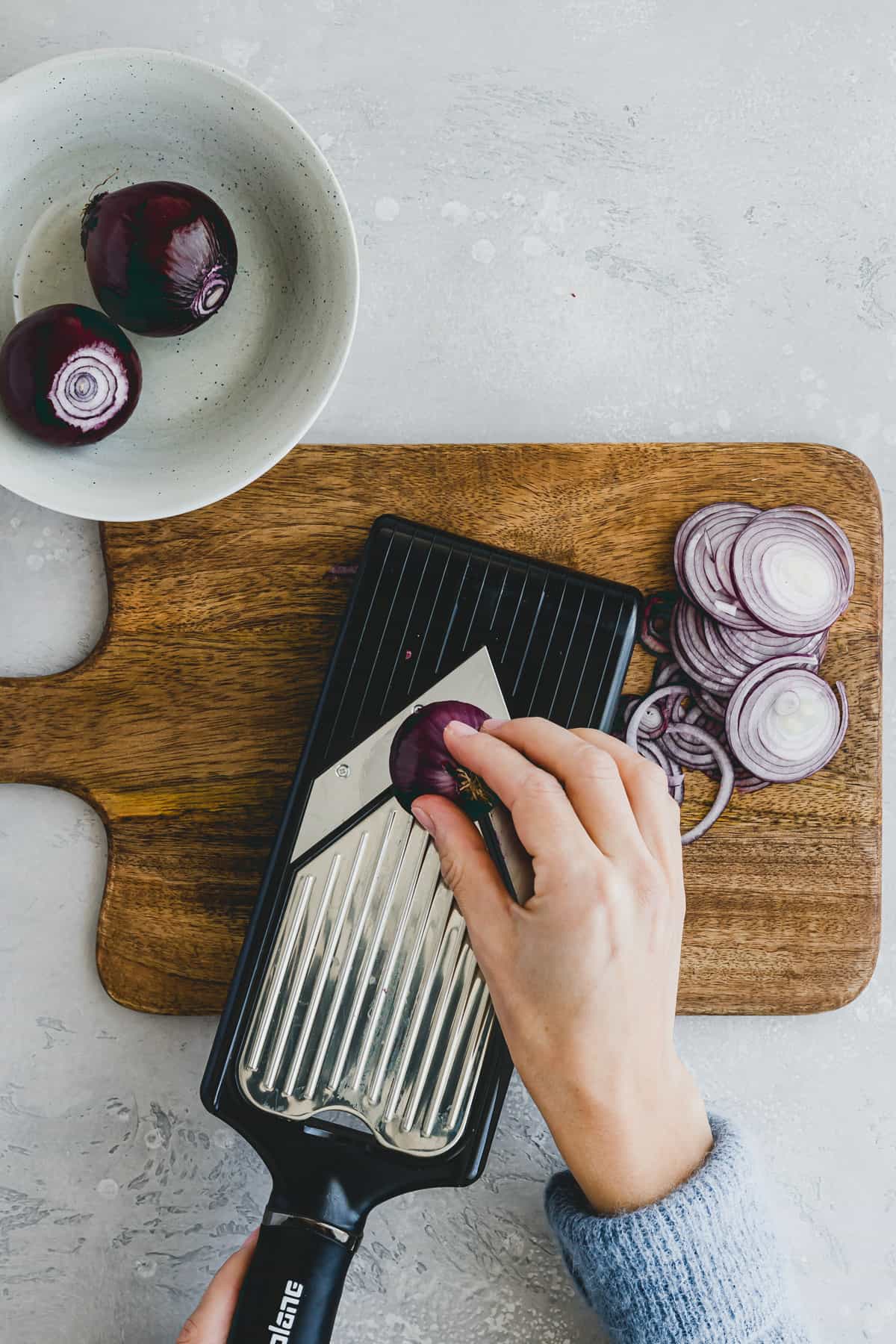 Eingelegte Rote Zwiebeln Rezept Schritt-1