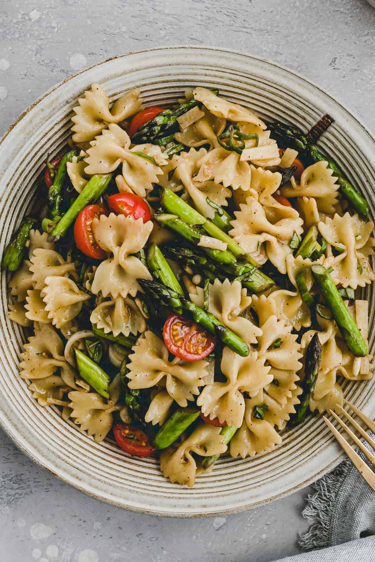 close up shot of asparagus pasta salad