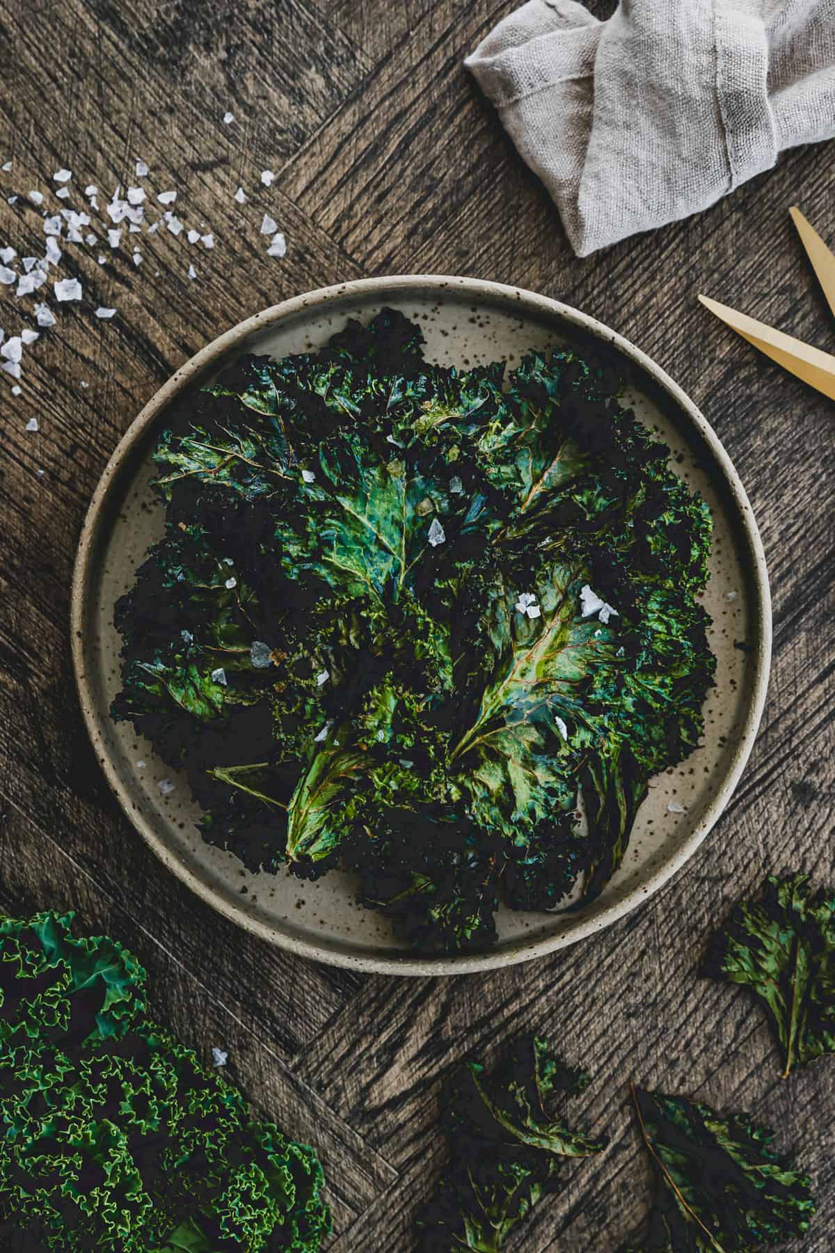 kale chips on a plate