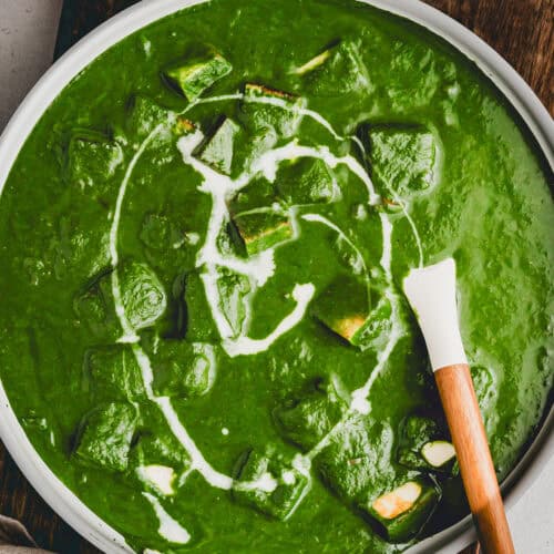 palak paneer served in a skillet
