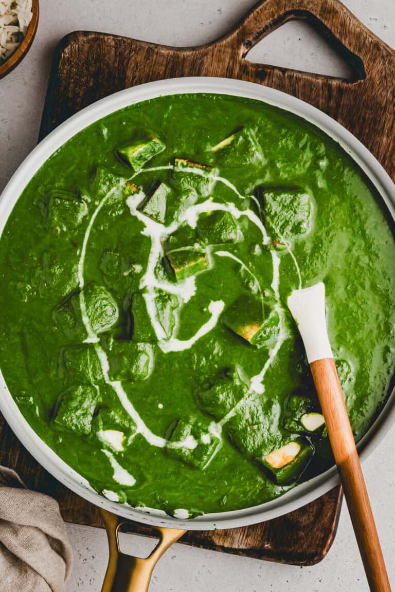palak paneer served in a skillet