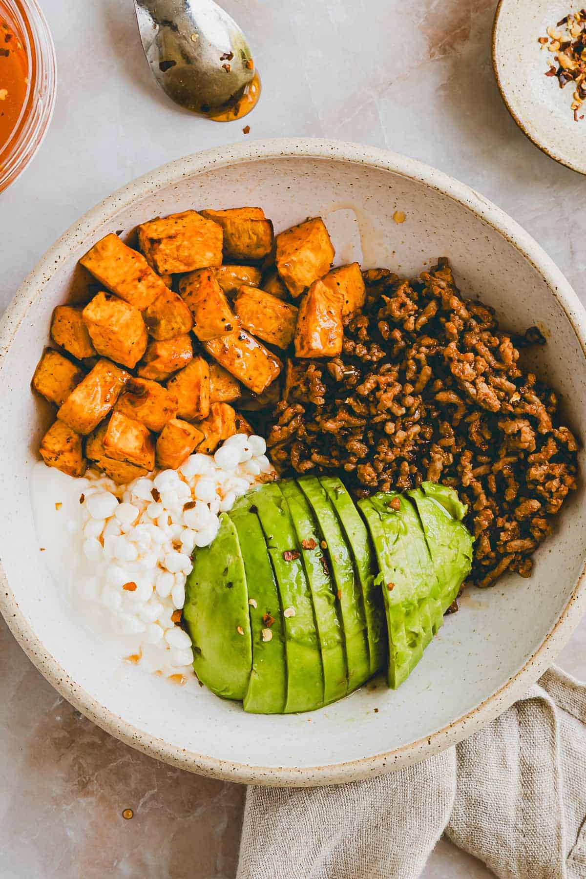 Hot Honey Bowl mit Hackfleisch